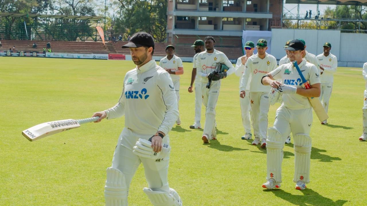 Devon Conway leads the players off at lunch, Zimbabwe vs New Zealand, 2nd Test, Bulawayo, 2nd day, August 8, 2025