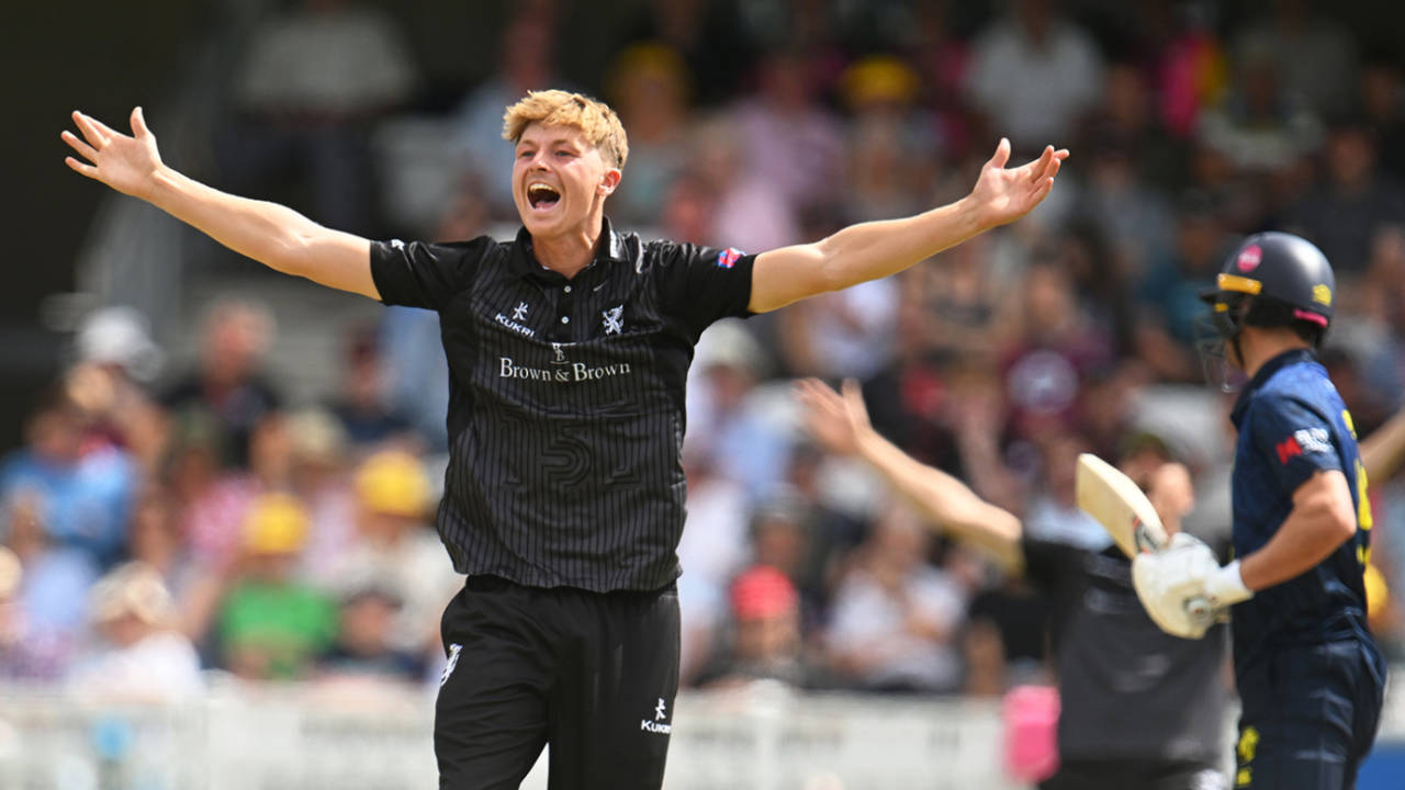 Alfie Ogborne celebrates the wicket of Colin Ackermann, Somerset vs Durham, Taunton, Metro Bank One Day Cup, August 8, 2025