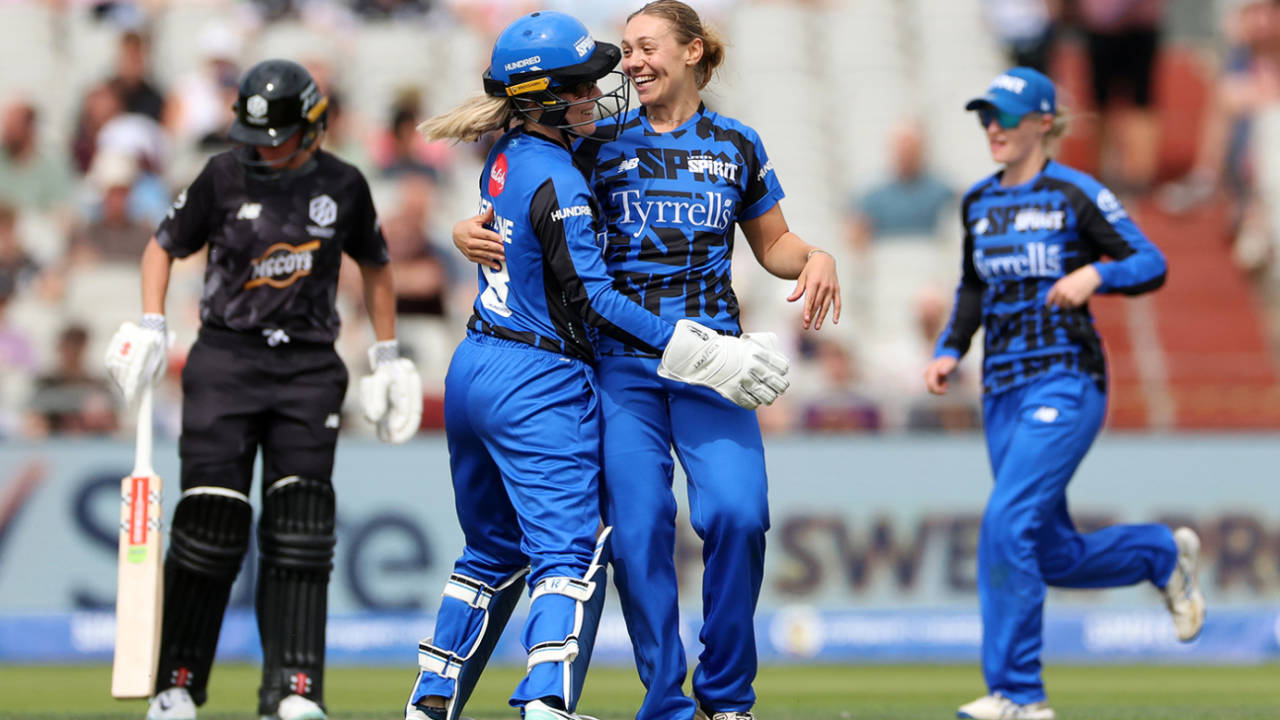 Georgia Redymane's keeping helped bring Tara Norris a wicket, Manchester Originals vs London Spirit, Women's Hundred, Old Trafford, August 11, 2025