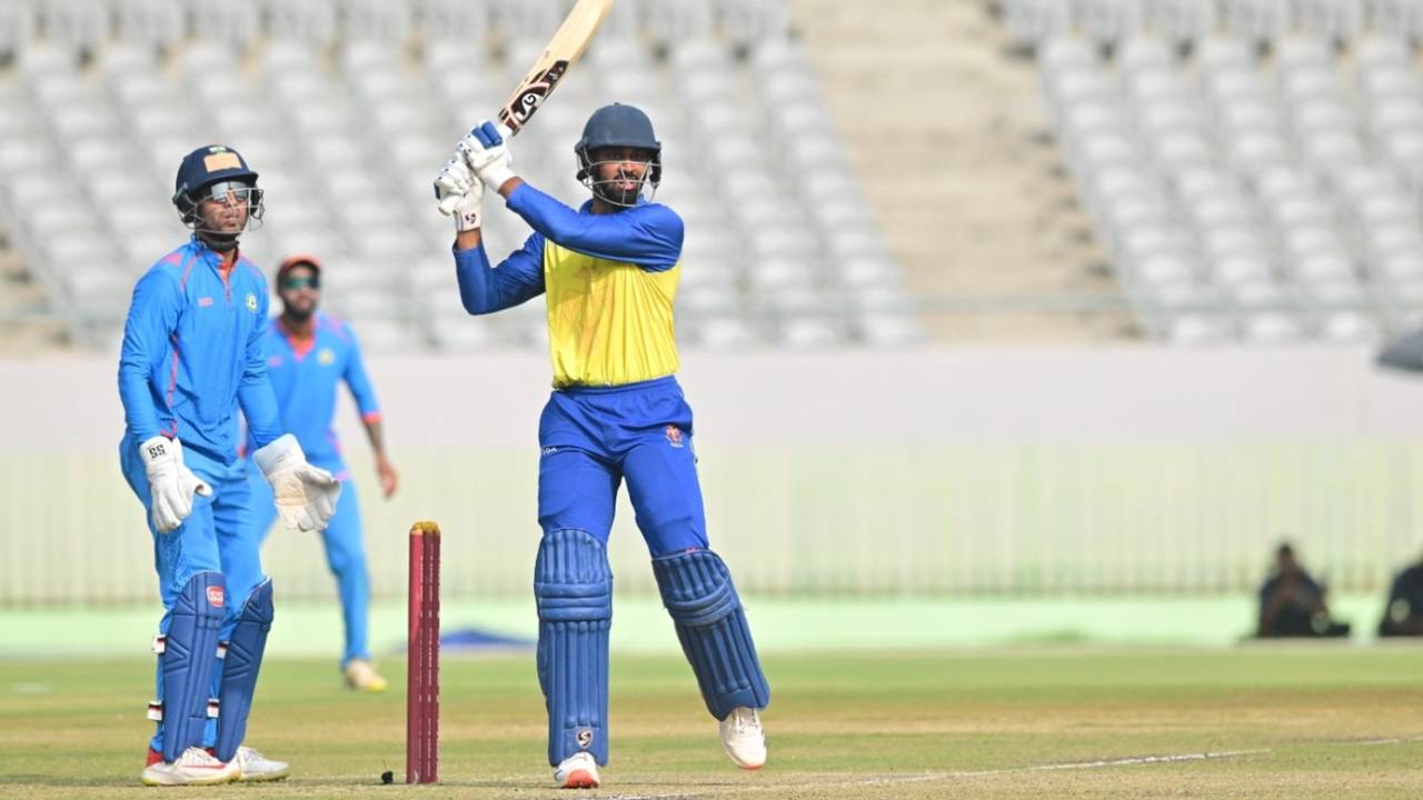R Smaran likes to go big against spinners