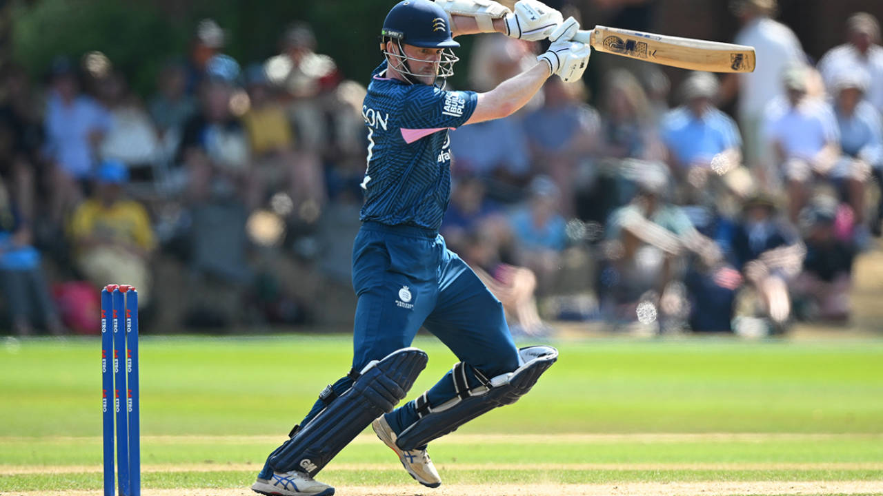 Sam Robson steers into the off side, Warwickshire vs Middlesex, Metro Bank One-Day Cup, Rugby, August 15, 2025
