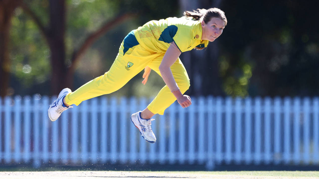 Darcie Brown flies through the crease, Australia A vs India A, 3rd one-day game, Ian Healy Oval, August 17, 2025