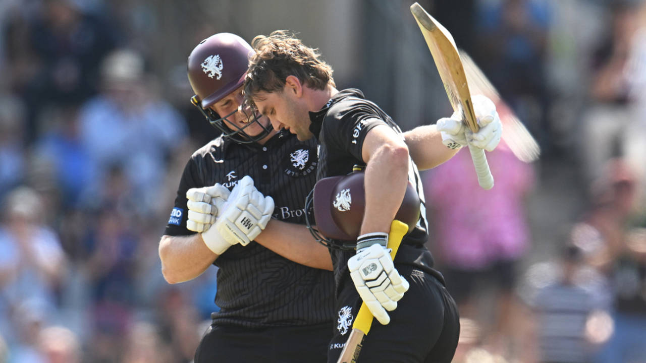 Tom Lammonby is congratulated on his hundred, Somerset vs Warwickshire, One-Day Cup, Taunton, August 17, 2025