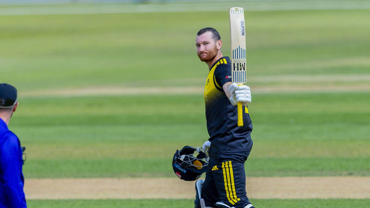 James Bracey acknowledges the crowd's applause, Metro Bank One Day Cup, Nottinghamshire vs Gloucestershire, Trent Bridge, August 22, 2025 
