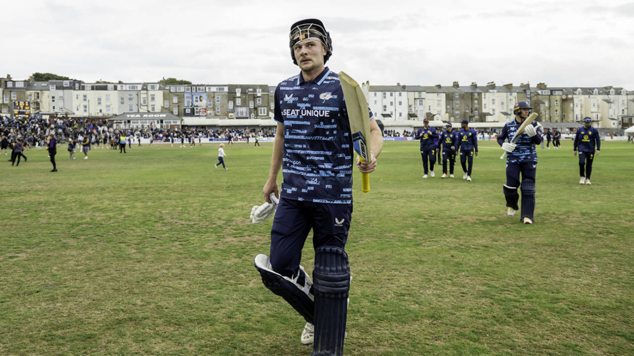 Fin Bean takes the acclaim of the Yorkshire faithful having left the field with 102 not out off 57 balls to his name, Yorkshire vs Durham, Scarborough, Metro Bank One-Day Cup, August 22, 2025