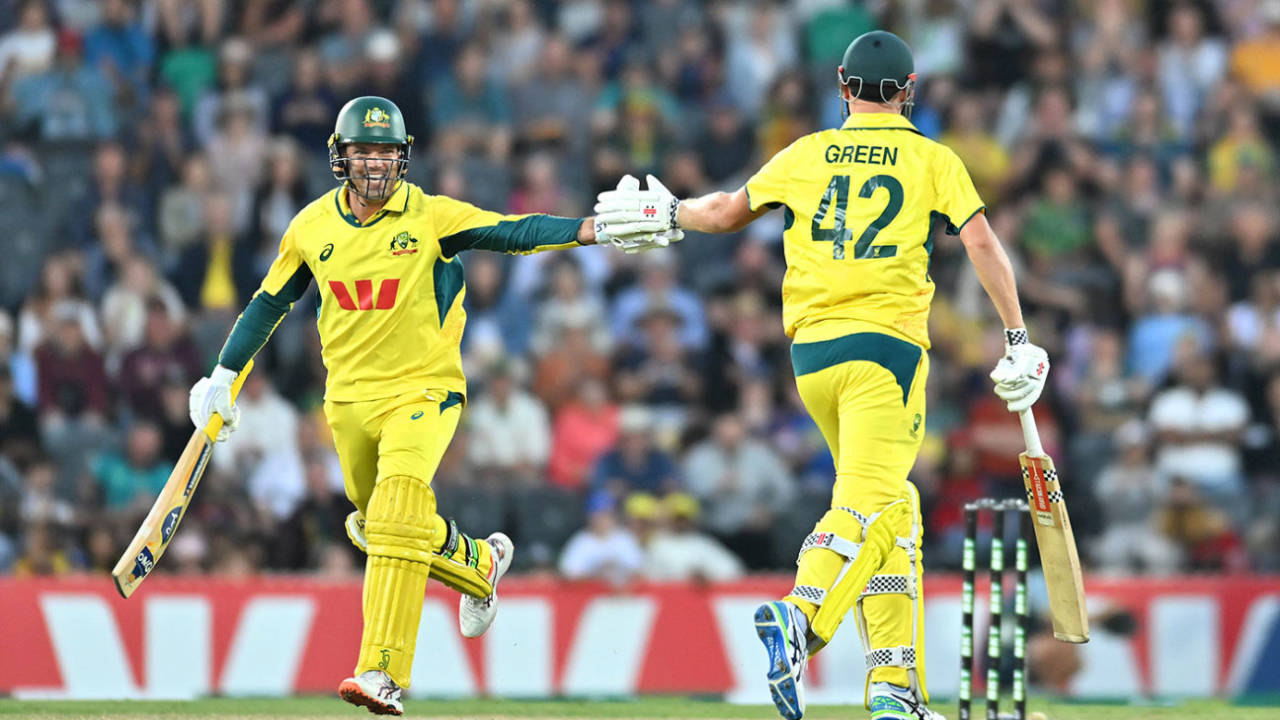Cameron Green high-fives Alex Carey as he completes his hundred, Australia vs South Africa, 3rd ODI, Mackay, August 24, 2025