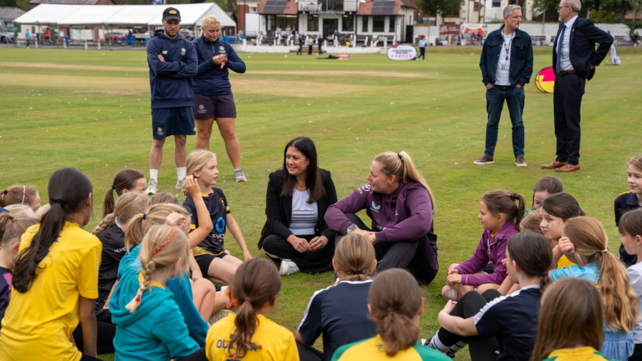 Lisa Nandy, the culture secretary, with Sophie Ecclestone, August 25, 2025