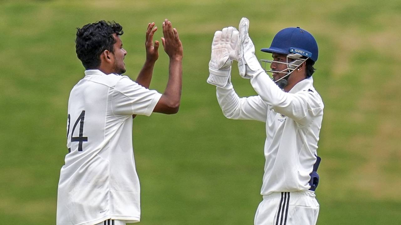 Harshit Rana and Kanhaiya Wadhawan celebrate a wicket, North Zone vs East Zone, Duleep Trophy quarter-final, 2nd day, Bengaluru, August 29, 2025
