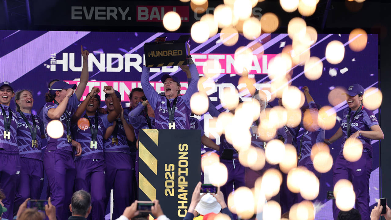 Hollie Armitage lifts the trophy, Northern Superchargers vs Southern Brave, The Final, The Hundred Women's Competition, Lord's, August 31, 2025