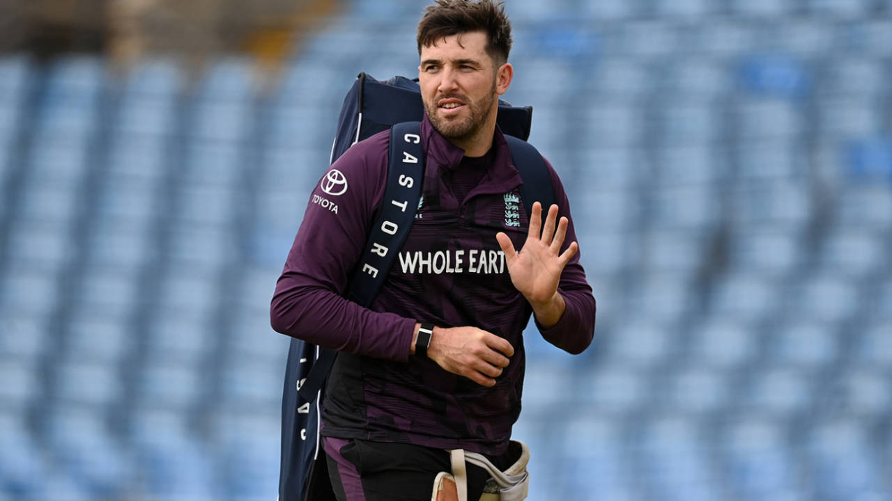 Jamie Overton has announced he is stepping back from red-ball cricket, Headingley, September 1, 2025