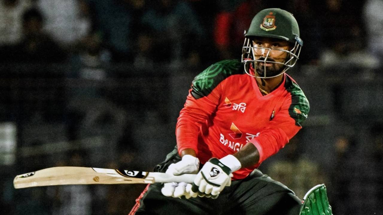 Litton Das plays a reverse-sweep, Bangladesh vs Netherlands, 2nd T20I, Sylhet, September 1, 2025