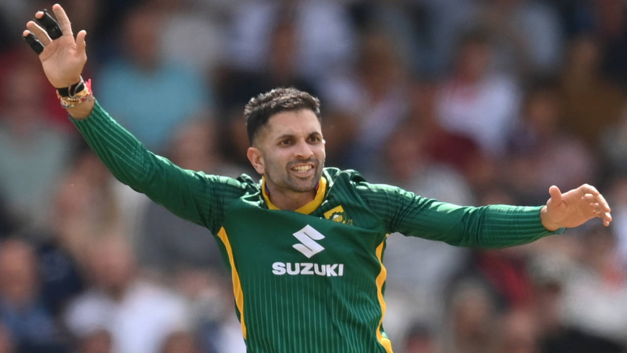 Keshav Maharaj scuttled England with a four-wicket haul, England vs South Africa, 1st ODI, Headingley, September 2, 2025