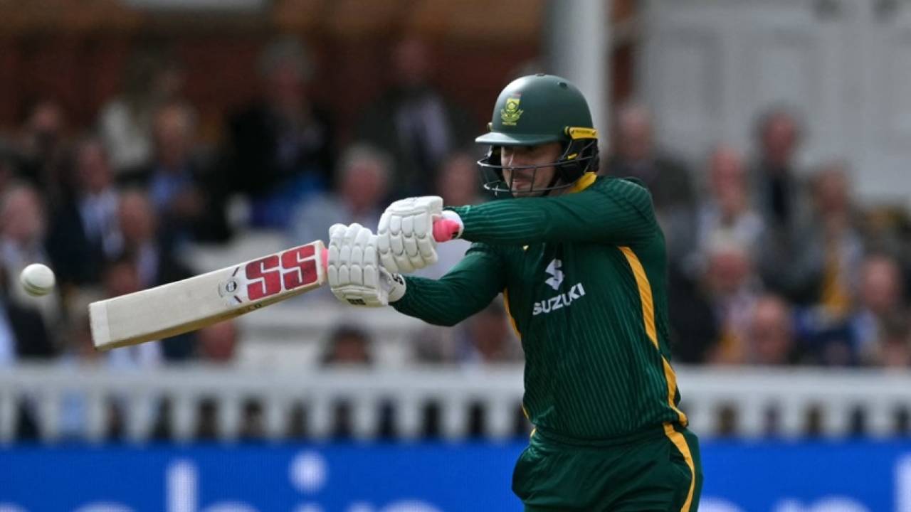 Matthew Breetzke punches one through covers, England vs South Africa, 2nd ODI, Lord's, September 4, 2025