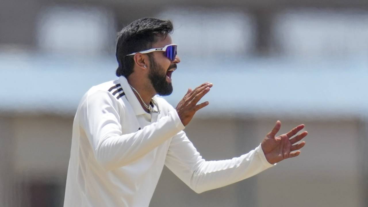 Harsh Dubey appeals for a wicket, Central Zone vs West Zone, Duleep Trophy semi-final, 2nd day, Bengaluru, September 5, 2025