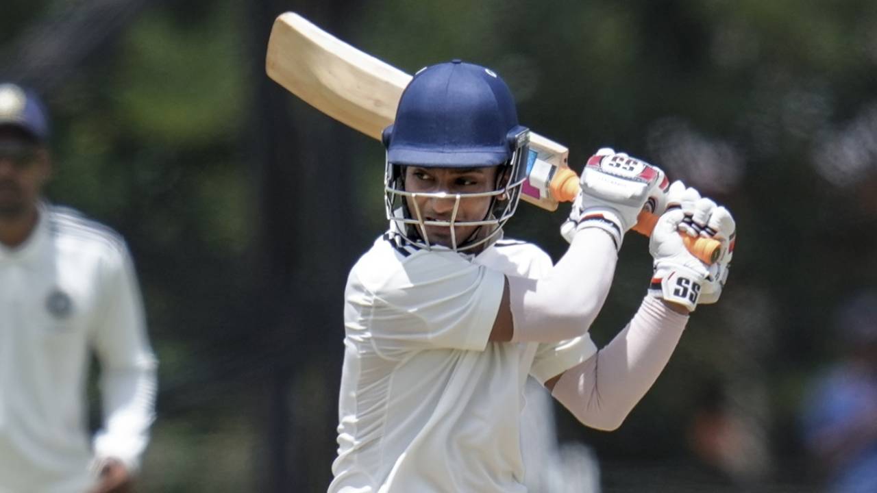 Ayush Badoni hit a quick 40, South Zone vs North Zone, Duleep Trophy semi-final, Bengaluru, 3rd day, September 6, 2025