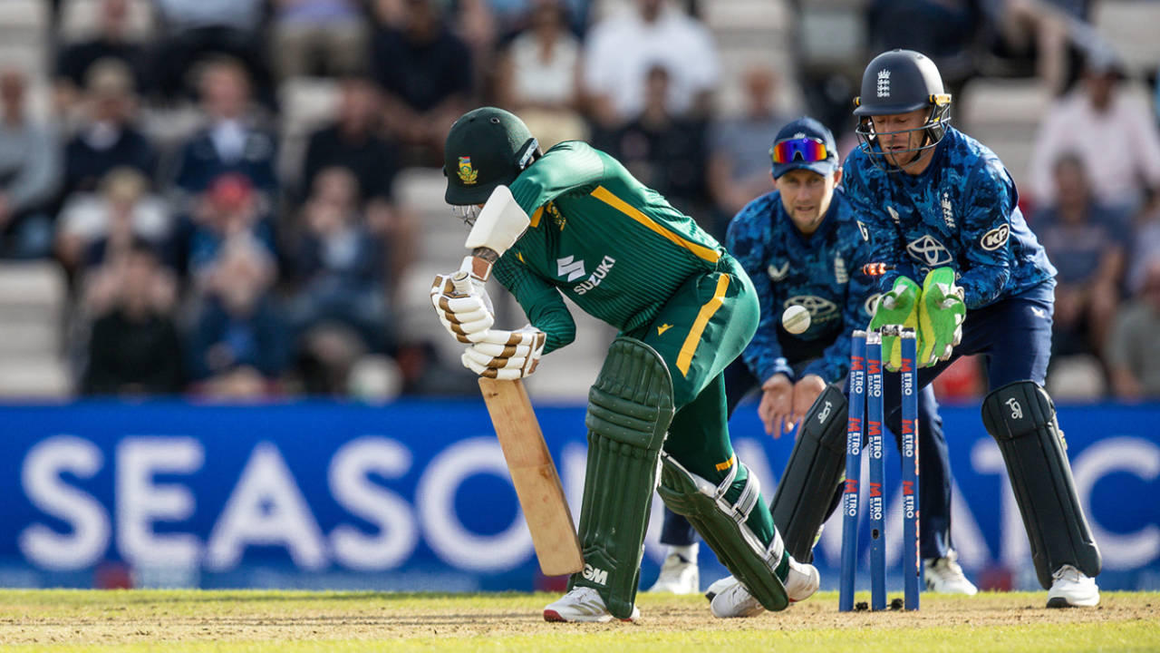 Codi Yusuf was cleaned up by Adil Rashid, England vs South Africa, 3rd ODI, Southampton, September 7, 2025