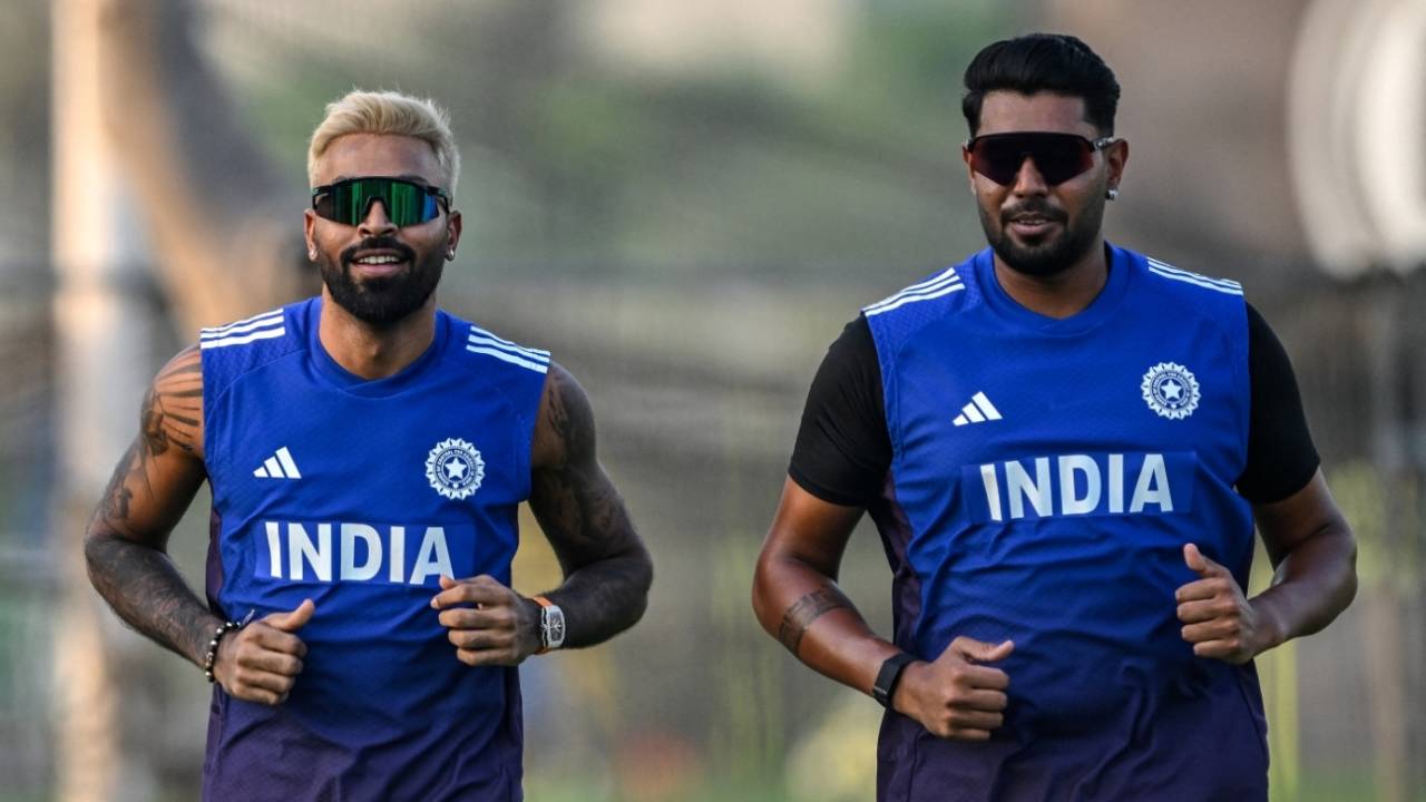 Hardik Pandya and Harshit Rana warm up ahead of the Asia Cup, Dubai, September 8, 2025