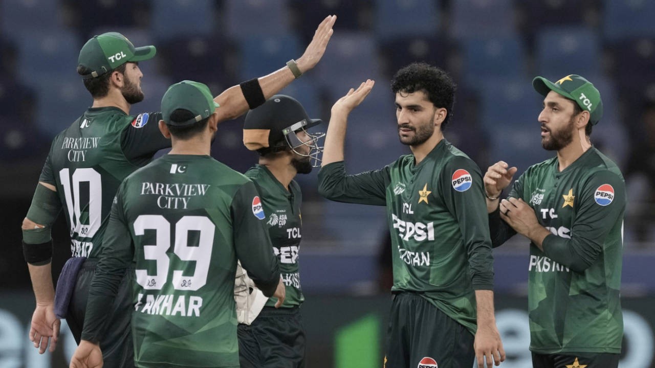 Sufiyan Muqeem celebrates a wicket with his teammates, Pakistan vs Oman, Men's T20 Asia Cup, Dubai, September 12, 2025