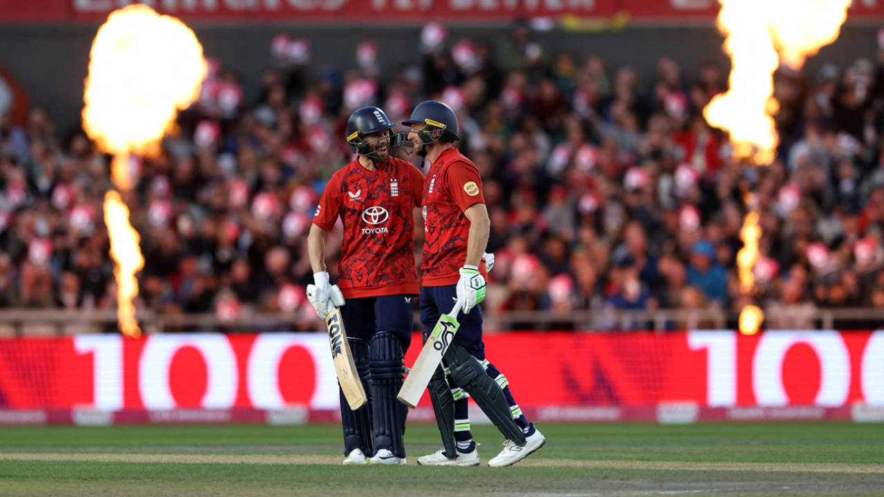 Phil Salt and Jos Buttler took England to 100 in the Powerplay, England vs South Africa, 2nd Men's T20I, Emirates Old Trafford, Manchester, September 12, 2025