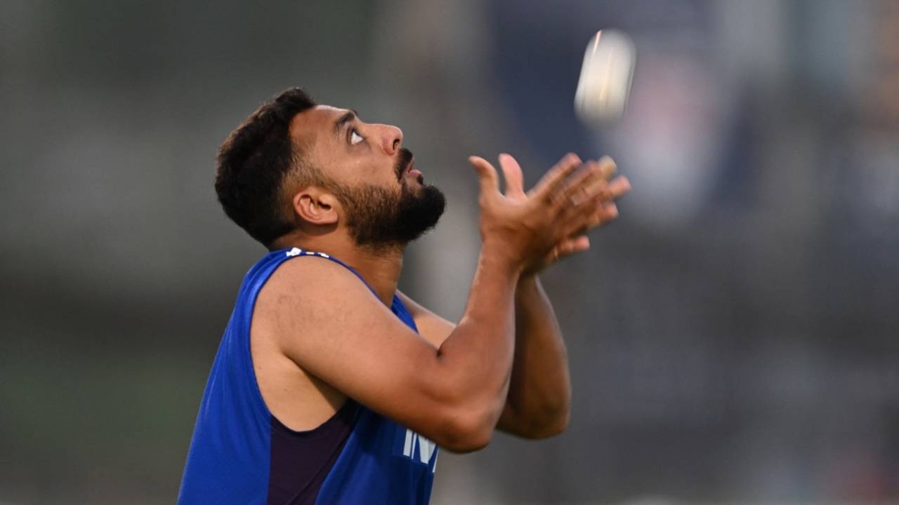 Varun Chakravarthy fune-tunes his catching skills, India vs Pakistan, men's T20 Asia Cup, Dubai, September 13, 2025