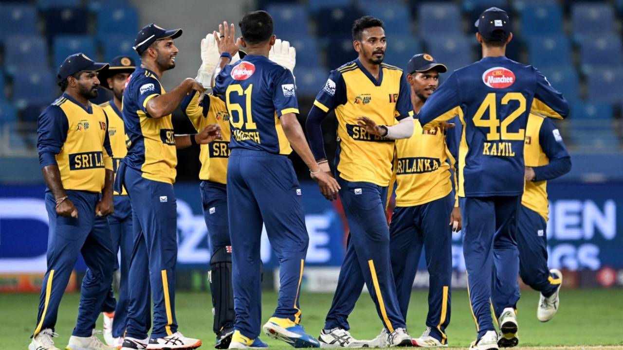 Dushmantha Chameera broke through in the sixth over, Sri Lanka vs Hong Kong, Men's T20 Asia Cup, Dubai, September 15, 2025