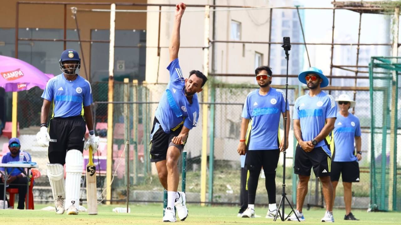 Prasidh Krishna bowls as B Sai Sudharsan and Harsh Dubey watch on, India A vs Australia A, Lucknow, September 14, 2025