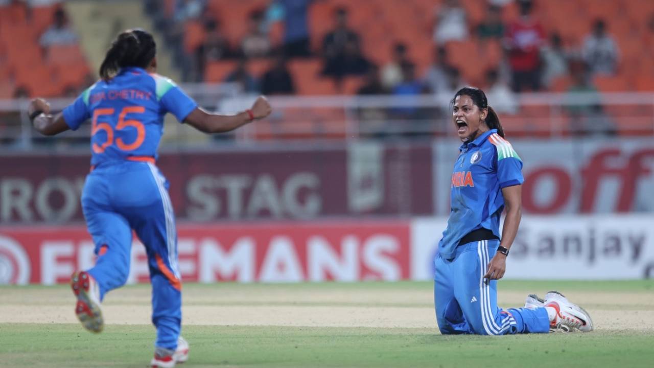 Radha Yadav's stunning catch got rid of Ellyse Perry, India vs Australia, 2nd women's ODI, New Chandigarh, September 17, 2025