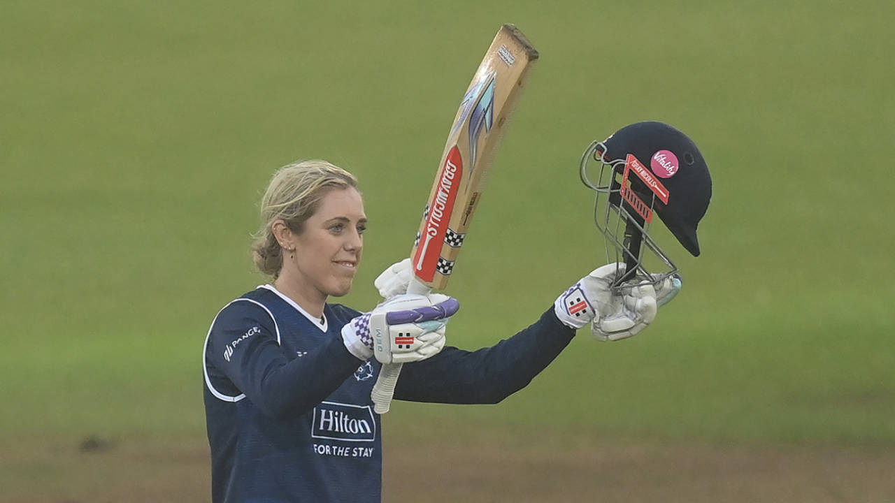 Georgia Adams reaches her century, Metro Bank One Day Cup Semi-Final, Hampshire Women vs Surrey Women, Utilita Bowl, September 17, 2025