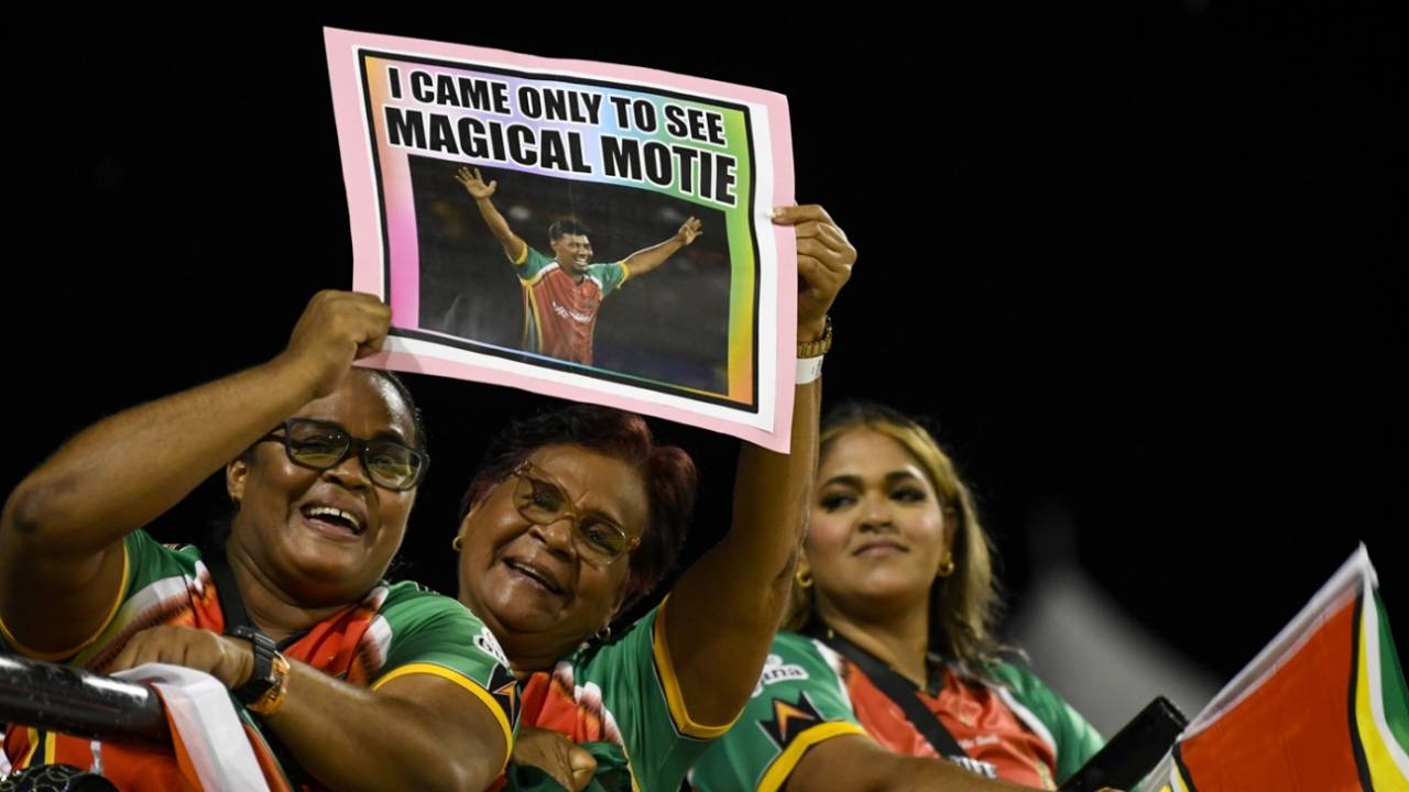Gudakesh Motie's fans make their presence felt, Guyana Amazon Warriors vs St Lucia Kings, CPL, Qualifier 1, Guyana, September 17, 2025