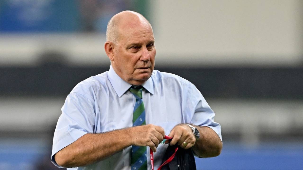 Andy Pycroft goes about his work, Pakistan vs UAE, Asia Cup, Dubai, September 17, 2025