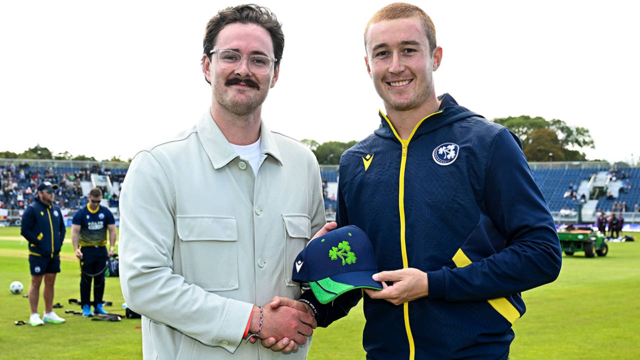 Ben Calitz receives his maiden T20I cap from Mark Adair, Ireland vs England, 3rd T20I, Malahide, September 21, 2025
