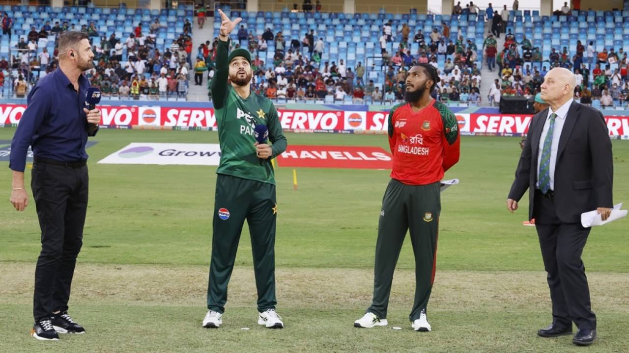 Jaker Ali opted to bowl against Salman Agha's side, Bangladesh vs Pakistan, Men's T20 Asia Cup, Dubai, September 25, 2025