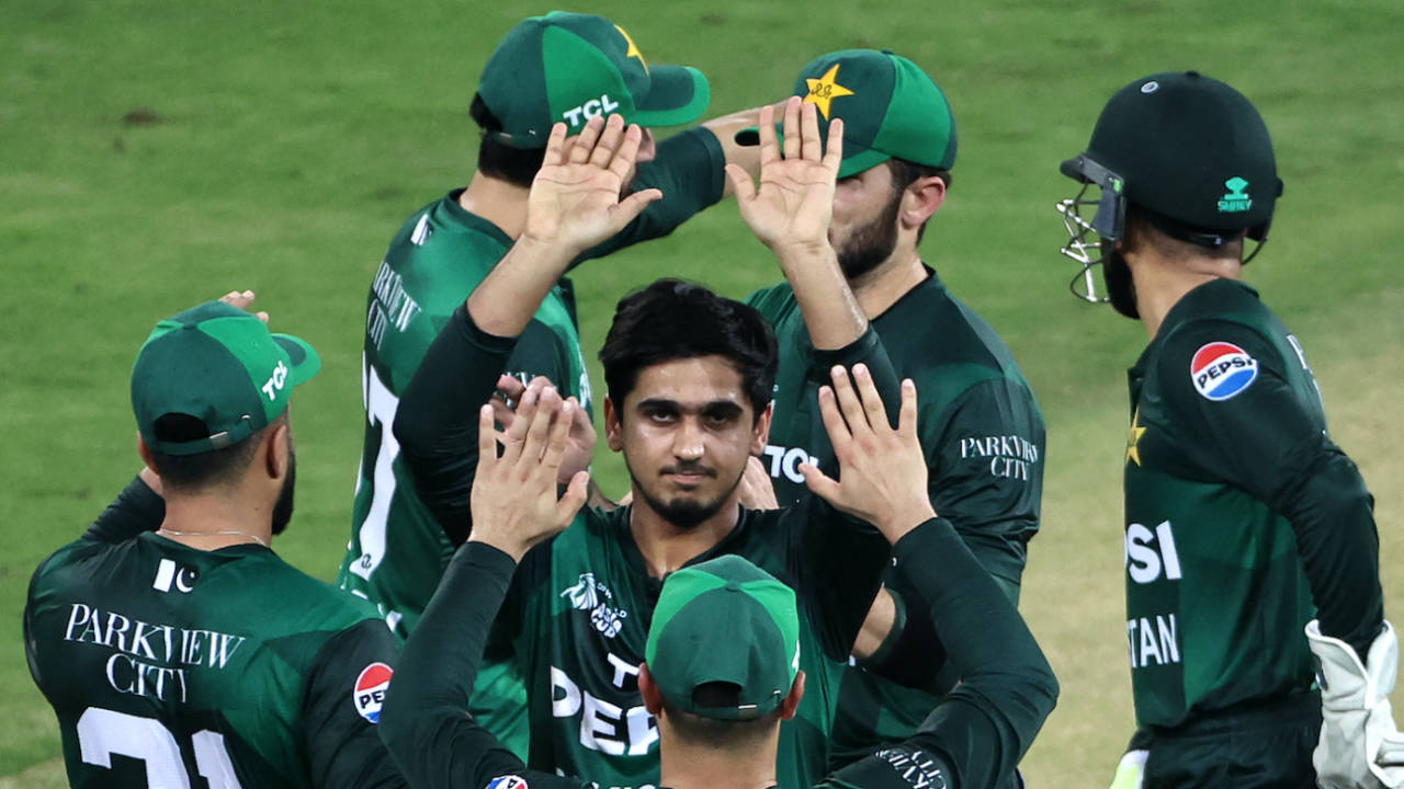 Saim Ayub had another good outing with the ball, Bangladesh vs Pakistan, Men's T20 Asia Cup, Dubai, September 25, 2025