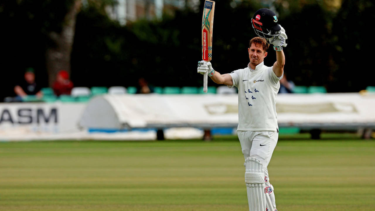 John Simpson acknowledges his century, Worcestershire vs Sussex, County Championship, New Road, September 25, 2025