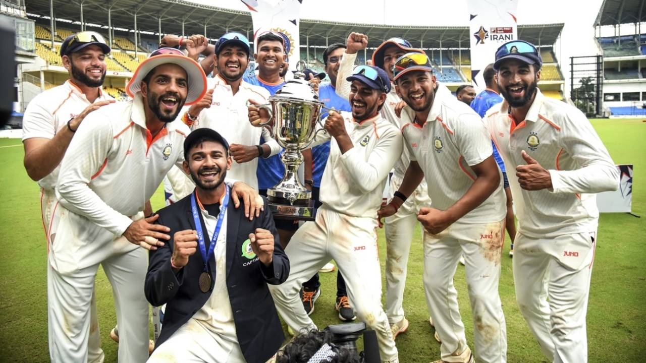 Vidarbha's players celebrate with the Irani Cup, Vidarbha vs Rest of India, Irani Cup, 5th day, Nagpur, October 5, 2025