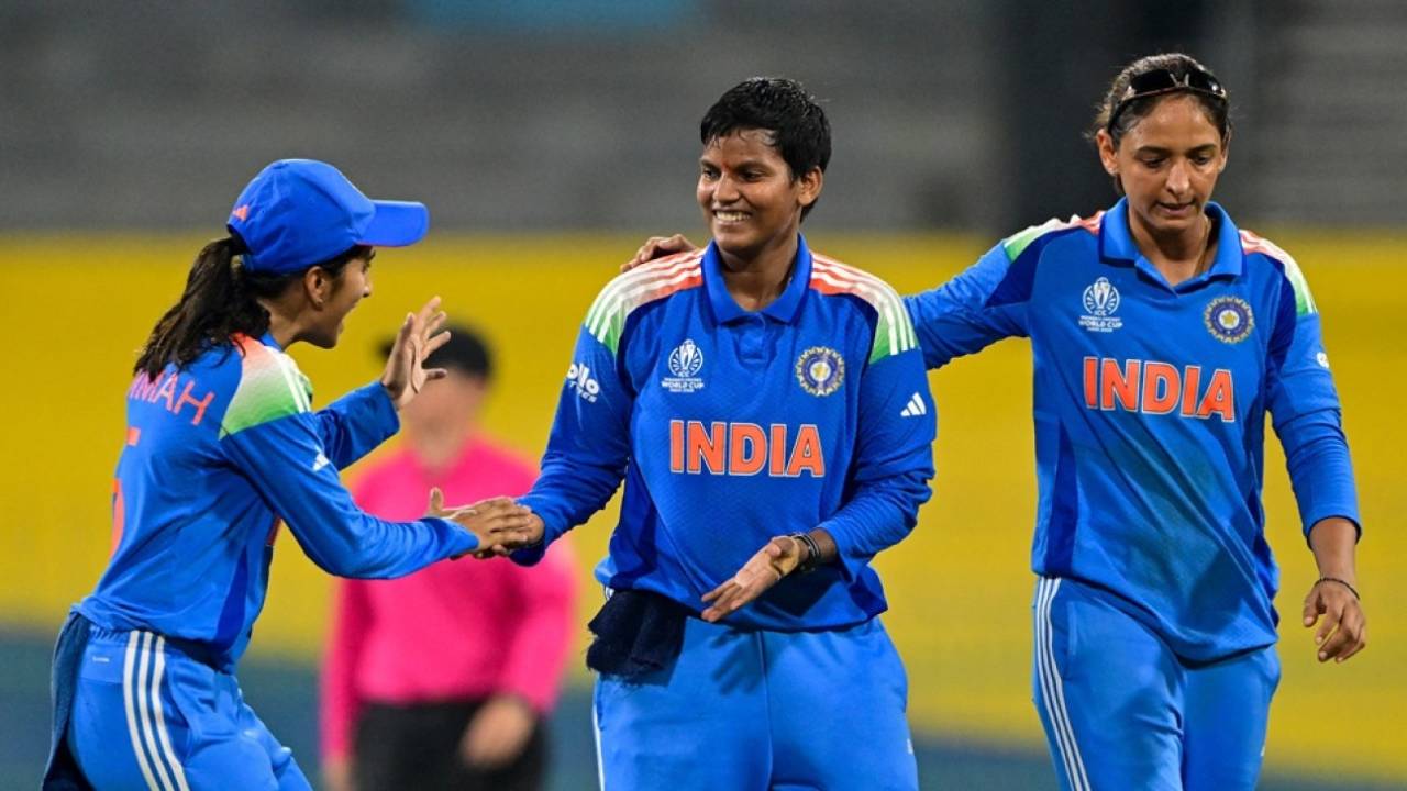Deepti Sharma picked up 3 for 45 to derail Pakistan's chase, India vs Pakistan, Women's ODI World Cup, Colombo, October 5, 2025
