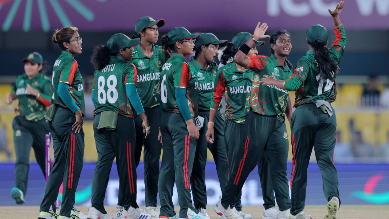 Marufa Akter struck in the opening over of the chase, Bangladesh vs England, Women's ODI World Cup, Guwahati, October 7, 2025