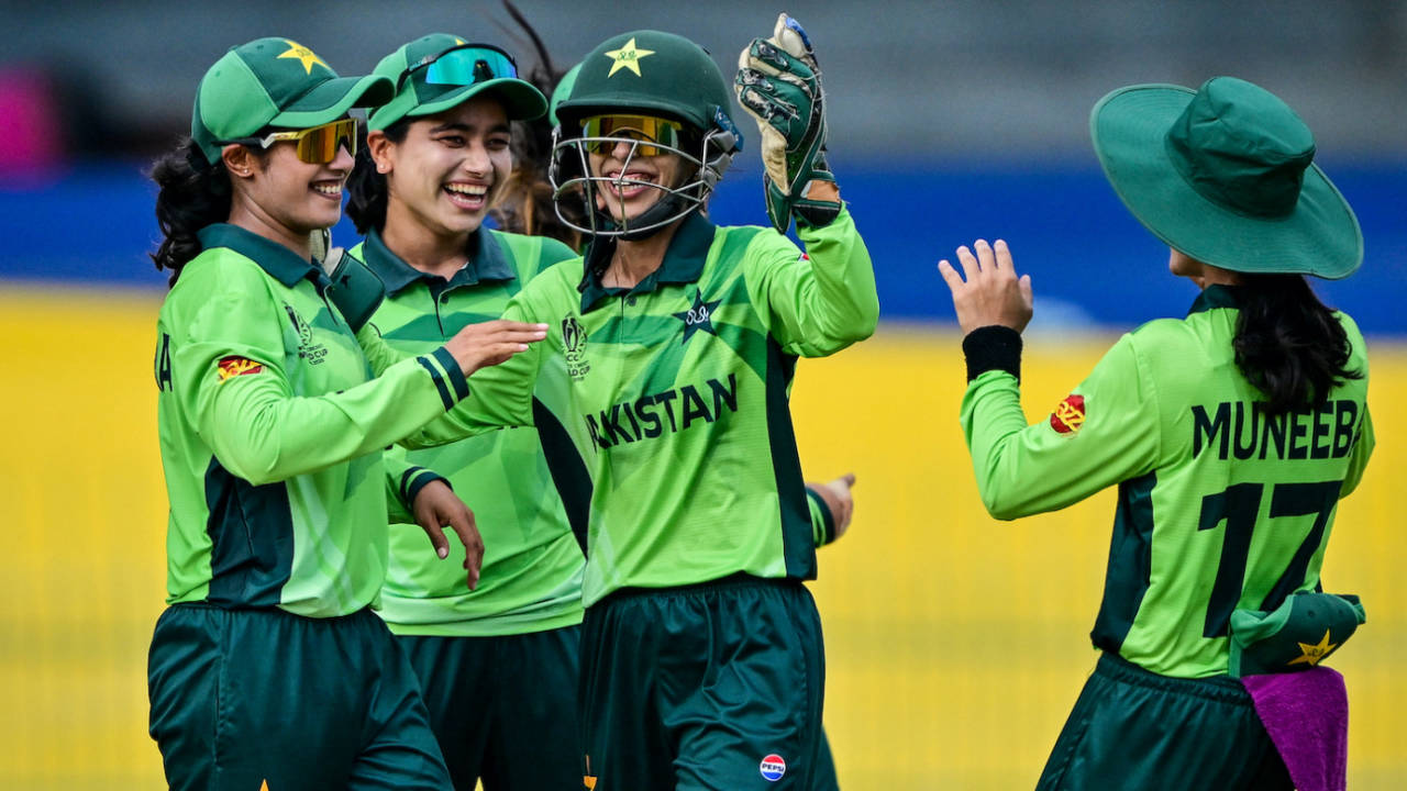 Fatima Sana and Nashra Sandhu were instrumental in bogging Australia down, Australia vs Pakistan, Women's ODI World Cup, Colombo, October 8, 2025