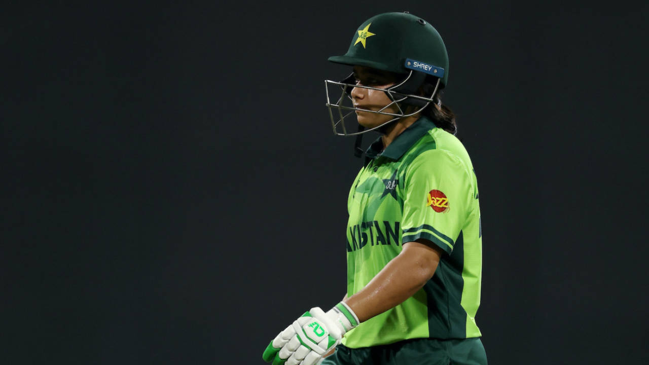 A game that started with 'how good is this' ended with 'how did that happen' for Fatima Sana, Australia vs Pakistan, Women's ODI World Cup, Colombo, October 8, 2025