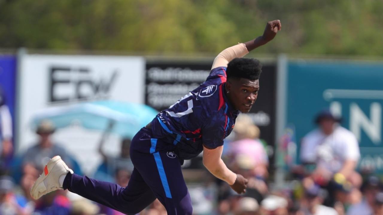 Ben Shikongo bowls, Namibia vs South Africa, Only T20I, Windhoek, October 11, 2025