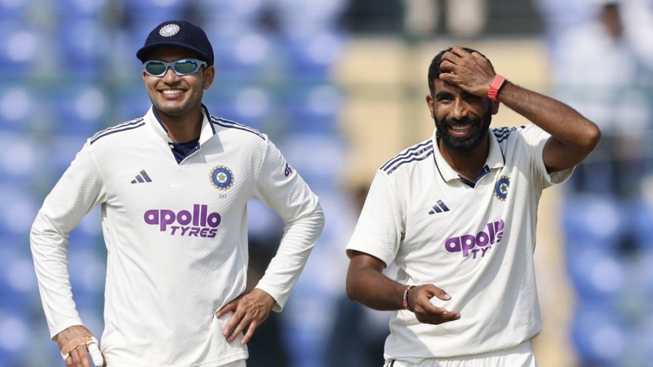 Shubman Gill and Jasprit Bumrah share a light moment, India vs West Indies, 2nd Test, Delhi, 4th Day, October 13, 2025