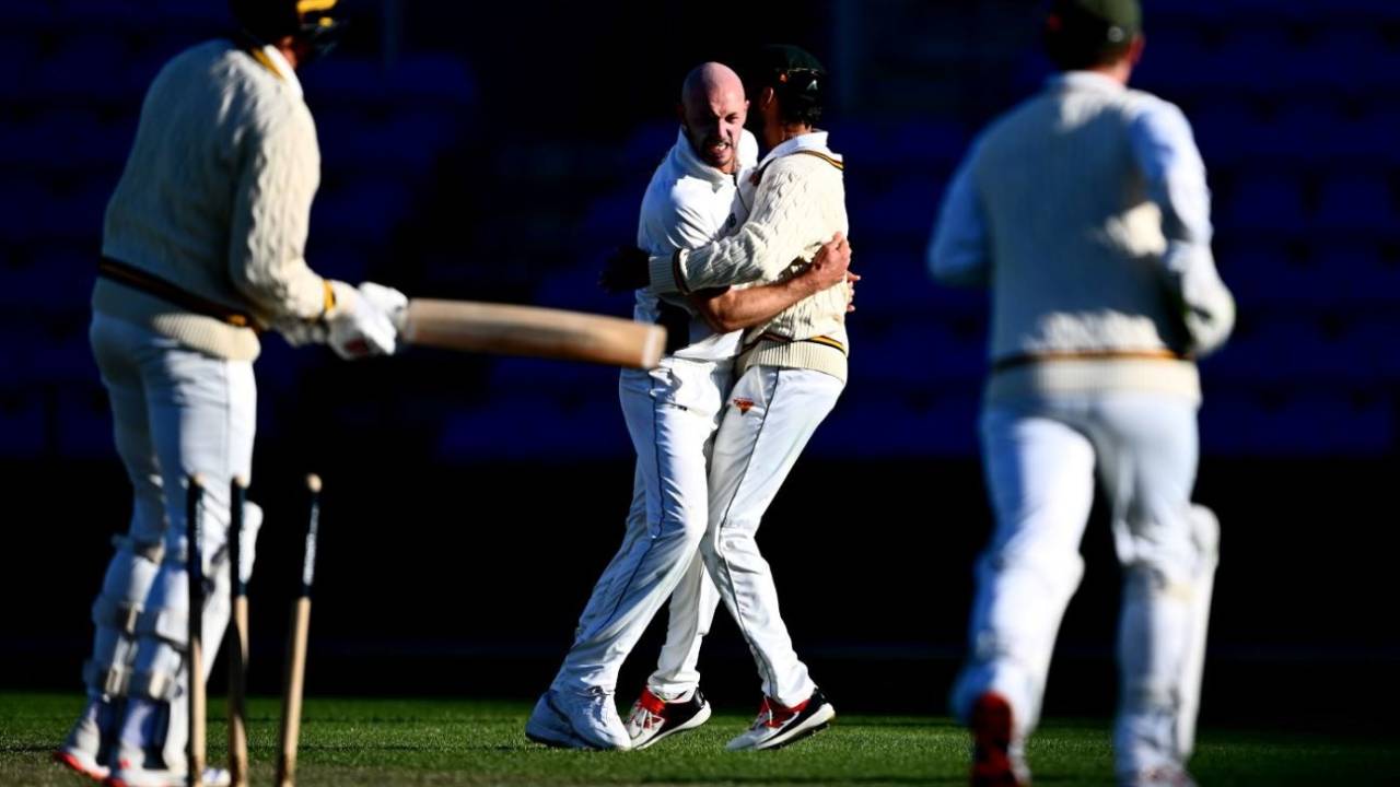 Gabe Bell celebrates a wicket, Tasmania vs Western Australia, Sheffield Shield, Hobart, October 17, 2025