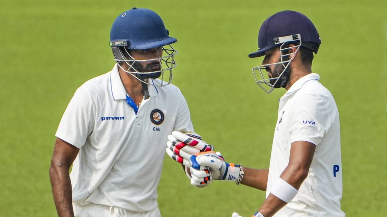 Kunal Chandela and Prashant Chopra get together, Bengal vs Uttarakhand, Ranji Trophy, 3rd day, Kolkata, October 17, 2025
