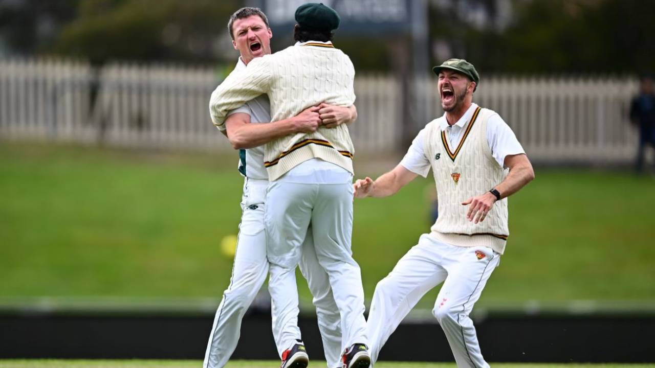 Jackson Bird took the final wicket, Tasmania vs Western Australia, Sheffield Shield, Hobart, October 18, 2025