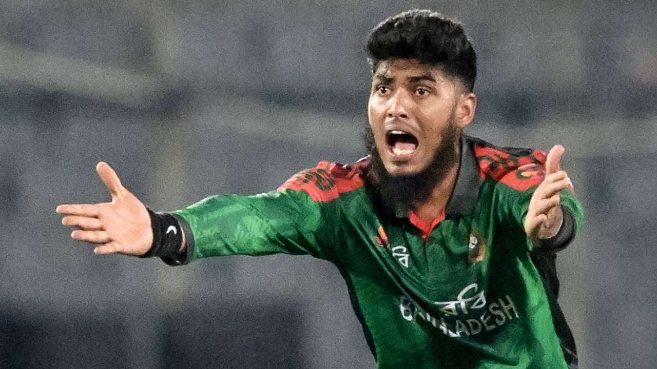 Rishad Hossain appeals for a wicket, Bangladesh vs West Indies, 1st ODI, Dhaka, October 18, 2025
