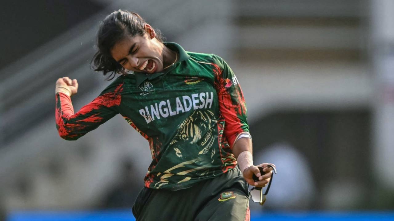 Rabeya Khan took the big wicket of Chamari Athapaththu, Bangladesh vs Sri Lanka, Women's World Cup 2025, Navi Mumbai, October 20, 2025