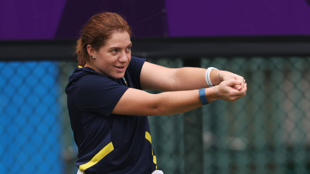 Nadine de Klerk mimics playing a shot in the nets, Colombo, October 20, 2025