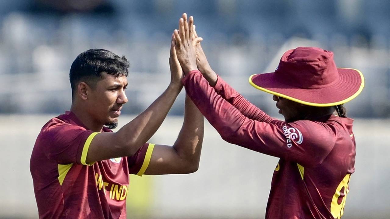 Gudakesh Motie celebrates with his team-mate after dismissing Towhid Hridoy, Bangladesh vs West Indies, 2nd ODI, Mirpur, October 21, 2025
