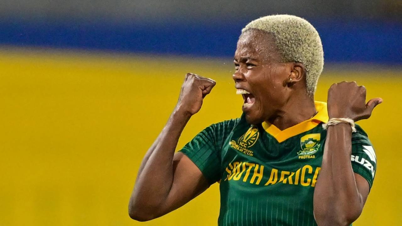 Nondumiso Shangase is pumped after getting rid of Fatima Sana, Pakistan vs South Africa, Women's World Cup, Colombo, October 21, 2025