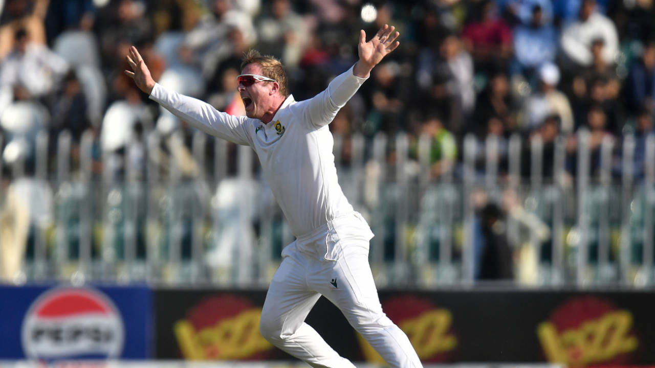Simon Harmer took three wickets to rock Pakistan's top order, Pakistan vs South Africa, 2nd Test, Rawalpindi, 3rd day, October 22, 2025
